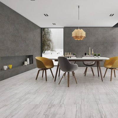 Fácil mantenimiento Los azulejos de porcelana para interiores con absorción de agua 0,5% resistencia a las manchas