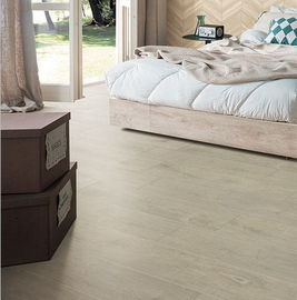 madera resistente al aire libre beige de agua de la elevación de las baldosas del final de madera de 200x1200 milímetro que suela la teja de la porcelana